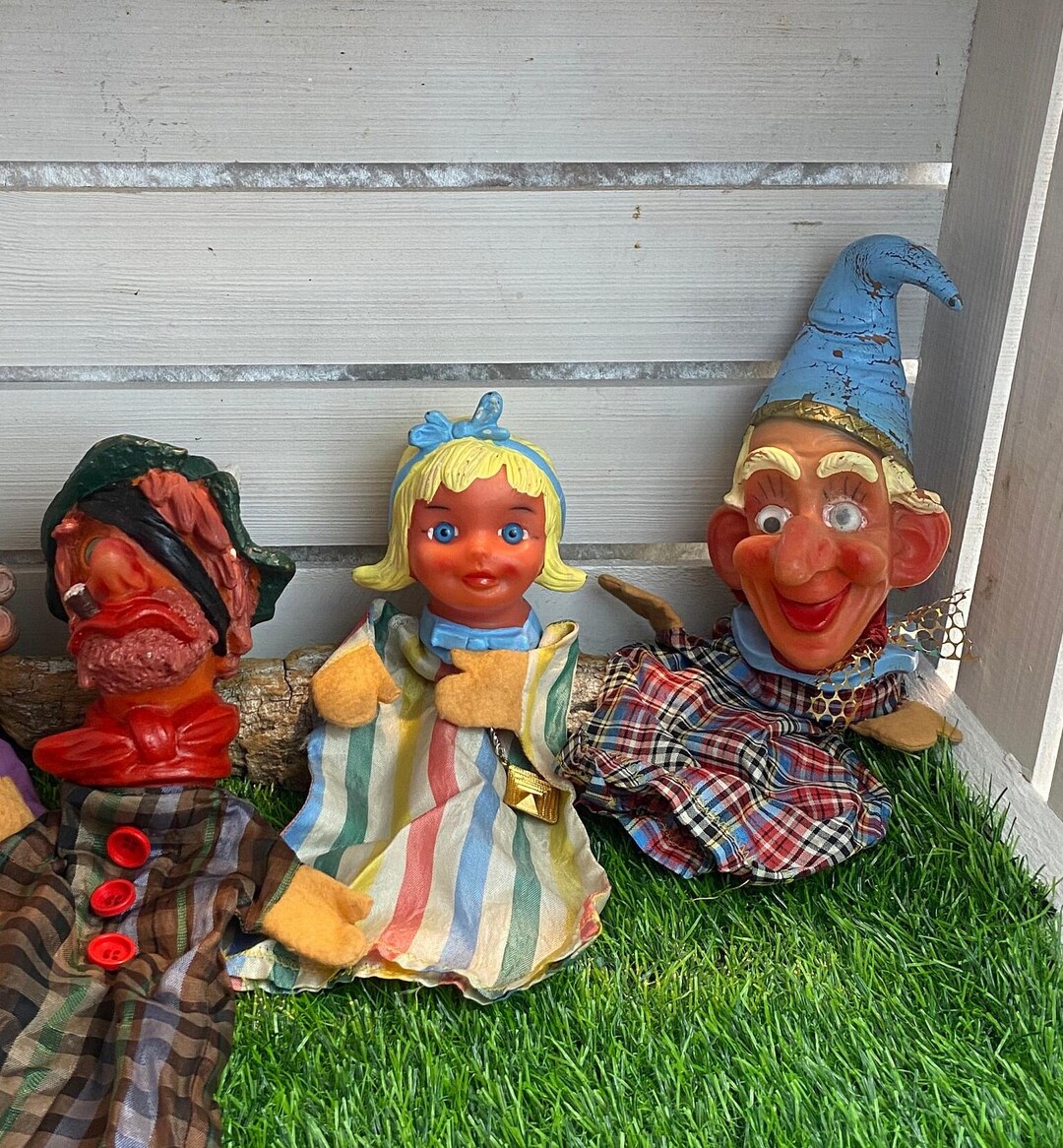 Set De 6 Marionnettes à Main Punch Et Judy - Tissu Et Feutre - Lavable Machine - Dès 3 Ans