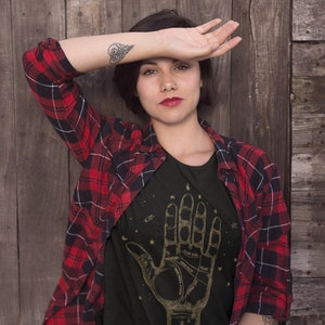 Straight Edge Palm Reading T-Shirt - xsisterhoodx