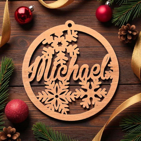 Ornement de Noël en bois avec prénom – Flocon, ange, bonhomme, cloche ou patte chien/chat – Boule de Noël personnalisée