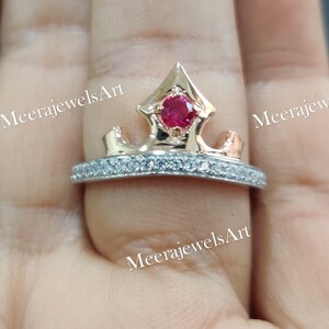 Verzauberter Disney Roter Rubin 2.60 Ct Verlobungsring Ehering / Fancy Diamantring / Party Wear Ring / 14K Weißgold / Versprechen Ring