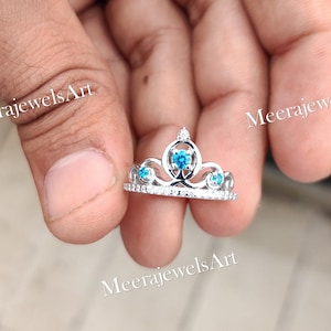 Handgemachte Sterling Silber Cinderella Tiara Ring: London Blautopas & Cubic Zirkonia
