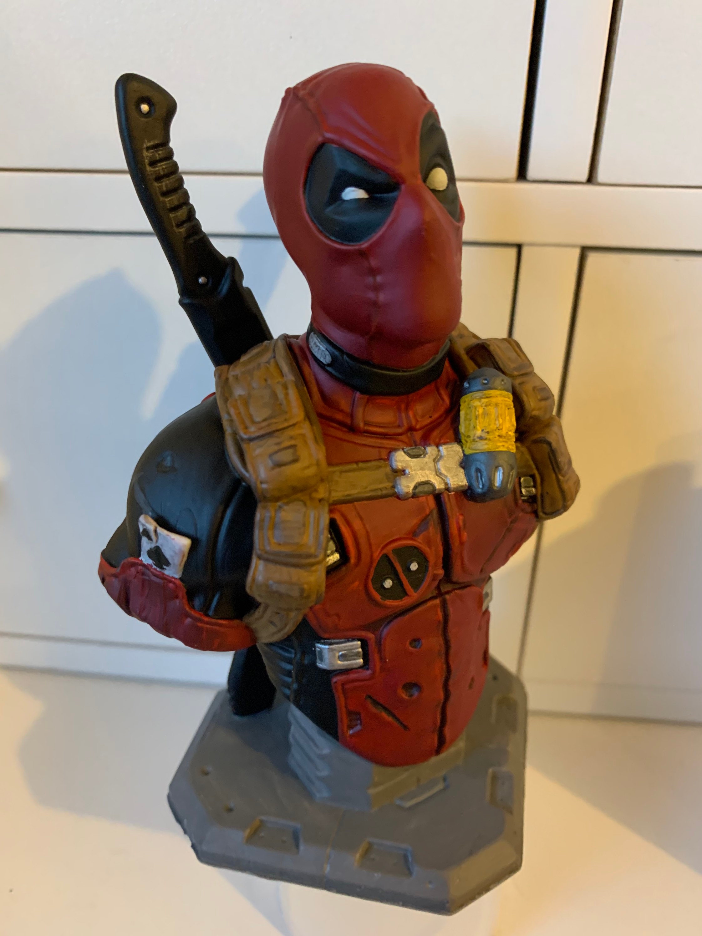【未開封】A賞 DEADPOOL Bust Up Statue Marvel Animated 6 Inch Bust Statue X-Men - Deadpool Bust