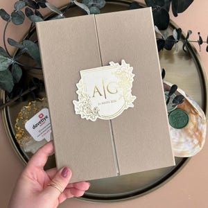 Tarjeta de invitación de boda gruesa con detalles en relieve, invitaciones personalizadas, invitaciones de lujo, tarjeta de invitación gruesa