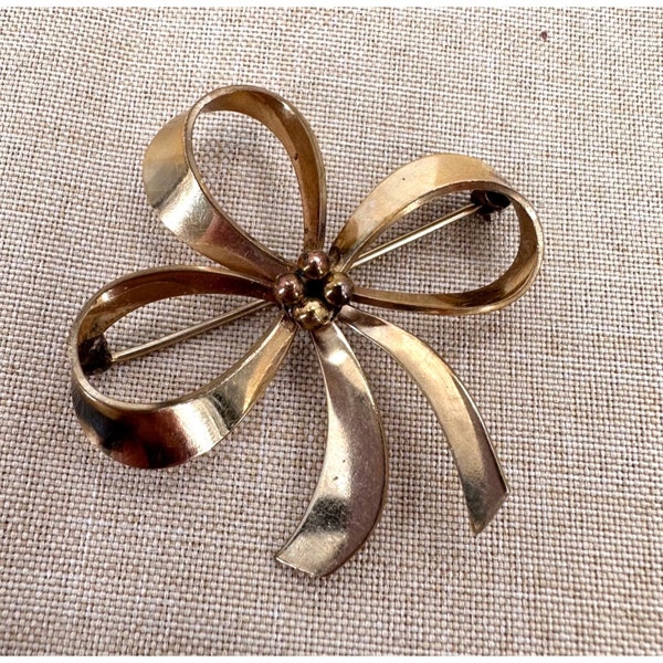 Vintage Winard Brooch Pin 12 K Gold Filled Bow Ribbon Mid-Century Modern Smooth