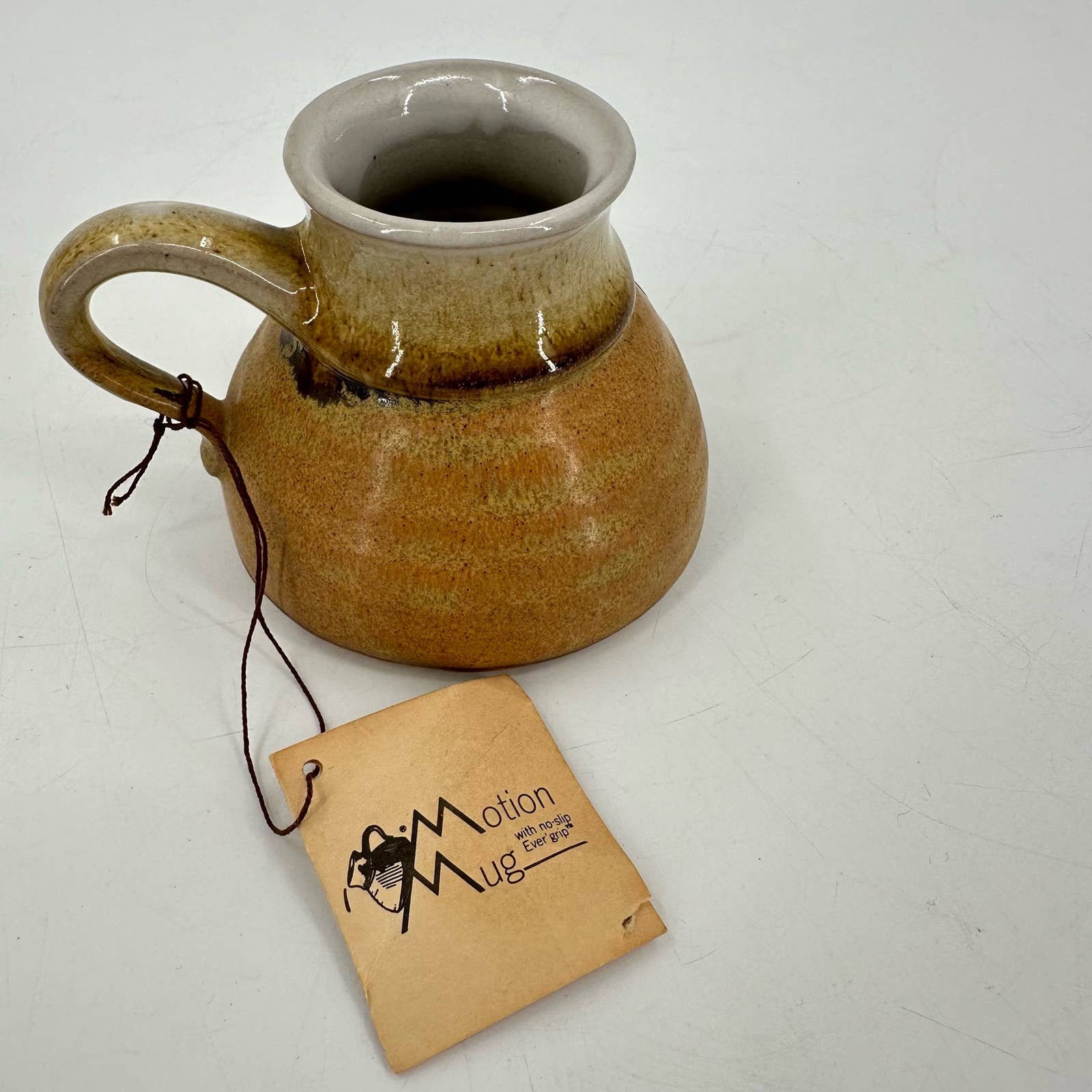 Vintage Papel - Moodz Non Slip No Spill Coffee Mug-Elephants, Hippo,  Rhinoceros