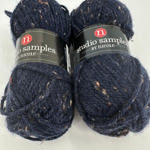 Muestras de estudio de Nicole Yarn Azul Marino Fibras Mixtas 2 Madejas 50 g Acrílico