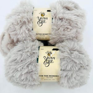 2 Yarn Bee FUR THE MOMENT Yarn Silver 3.5oz 62 yds Super Bulky
