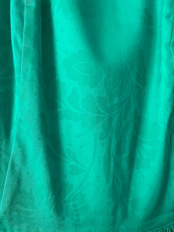 Vintage Laura Ashley, emerald green, floral, open bac… Gem