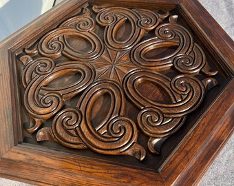 A Very Rare Find Antique Hexagonal Wooden Side/End Table w/ Original Hexagonal Glass Top n Exquisite Floral Hand Carved Decorations Top