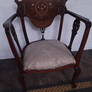 Antique French Victorian Walnut Corner Chair with Inlaid Motif