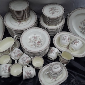 A Sumptuous 77 Pcs Vintage Noritake Bone China Imperial Garden Pattern #9720 China Set Svc 4 12 w/ 6 Pc Placement 7 Hostess Pcs Great Gift