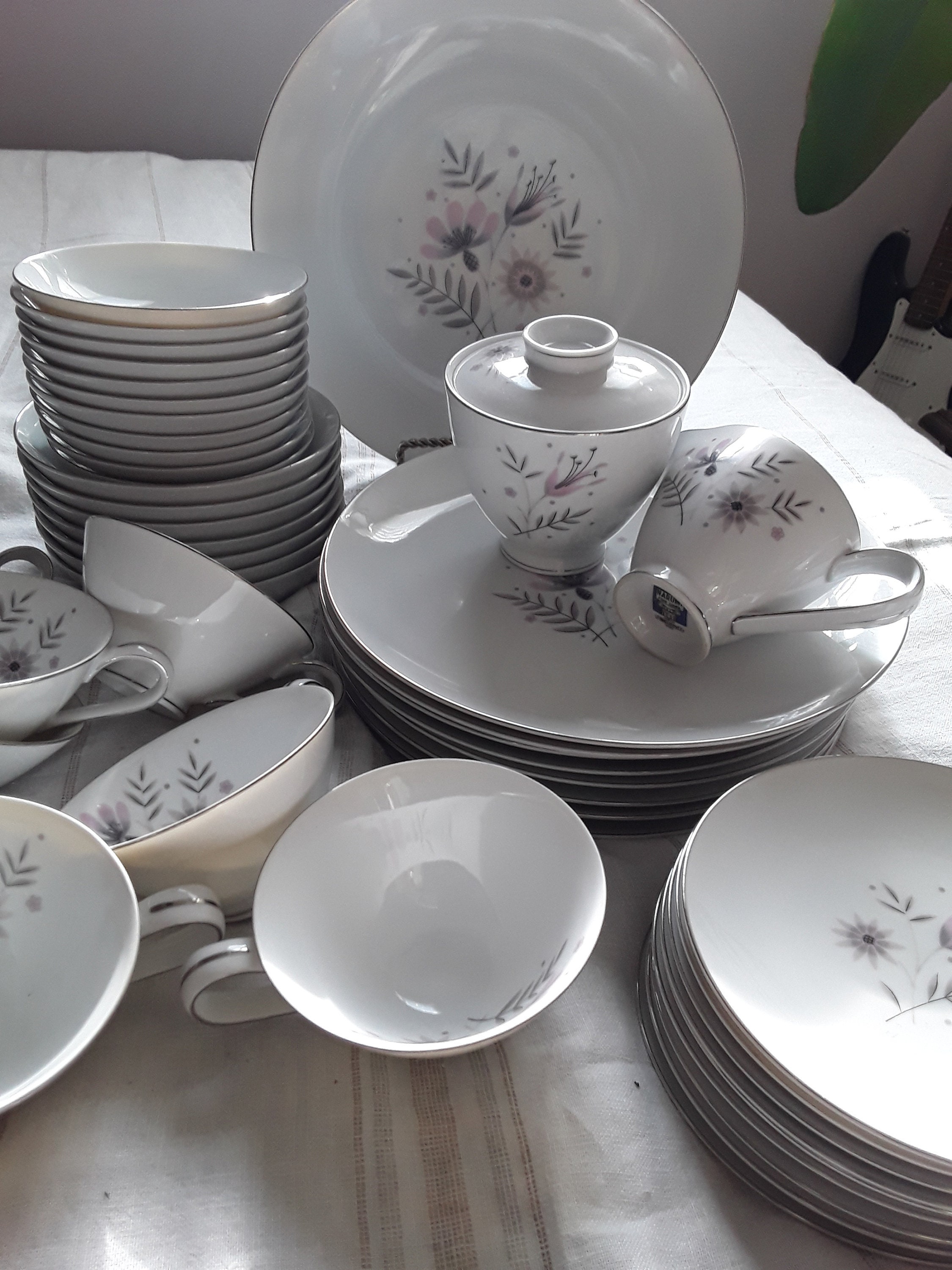 花器☆NARUMI BORN CHINA Japanese Porcelain Teacup Vtg Narumi Bone China Flower