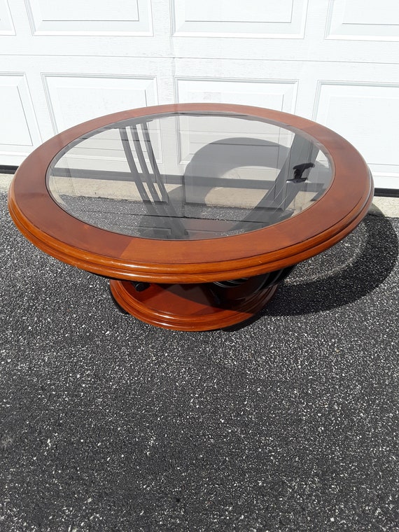 PRICE CUT NOW!!! A Rare Find 1970s Gorgeous Oriental Round