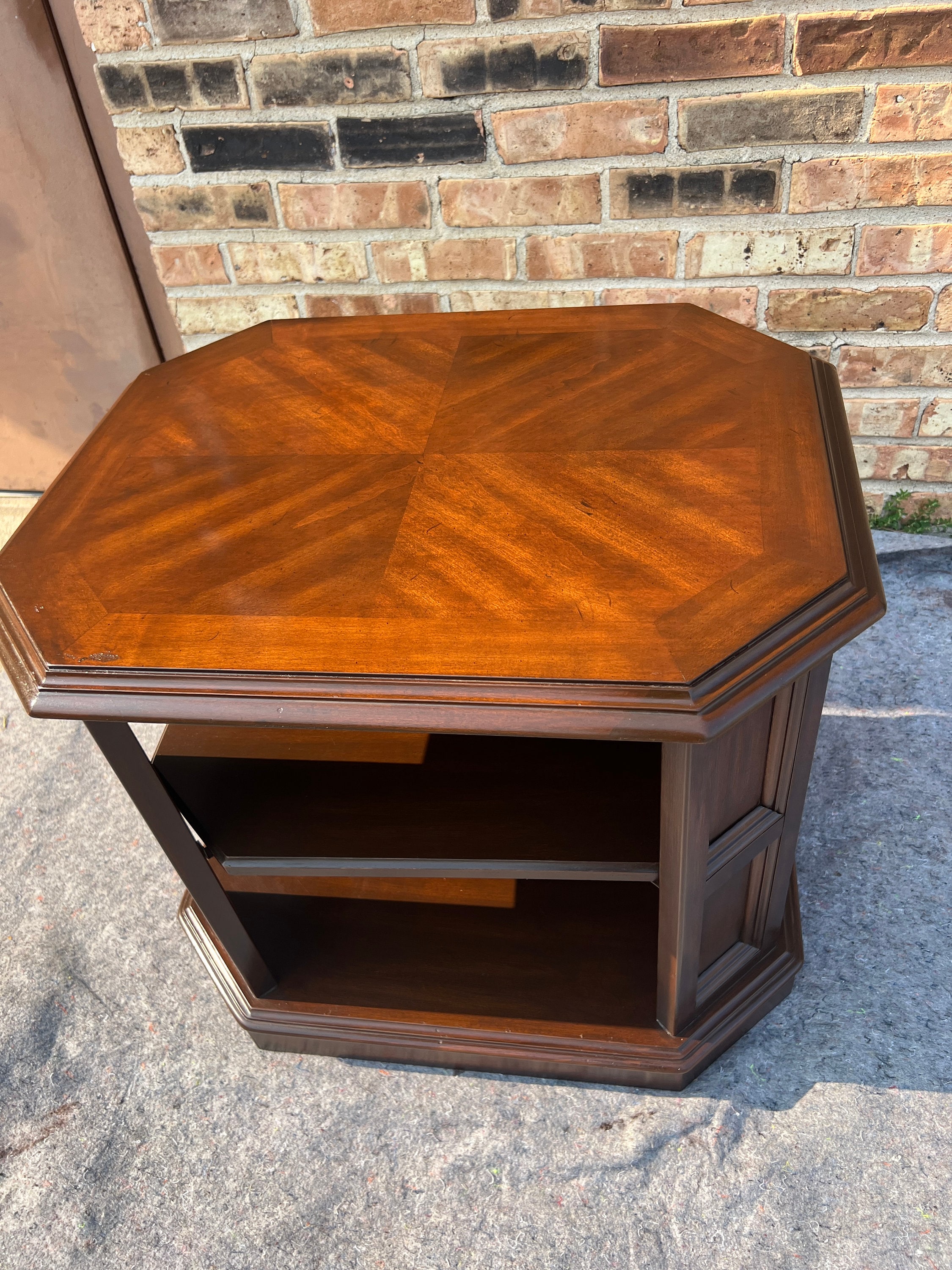 A Vintage Very Unique Dark Walnut Burl Wood Top Octagonal
