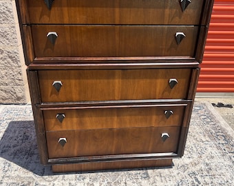 A Vintage 5 Drawers United Furniture 2 Toned Walnut Mid Century Modern Highboy Dresser
