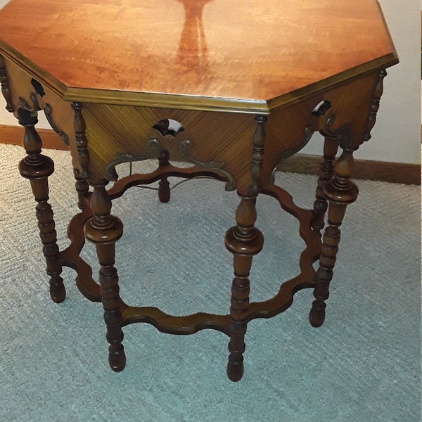 100 DOLLARS DOWN NOW!! Antique Wide Burr Walnut Wood Octagonal French Country Side/End/Occasional Table w/ Exquisite Wood Carvings