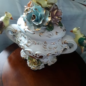 A Magnificent Vintage Capodimonte Vase/Tureen, Italy Collectible Double Handle Lid Porcelain Hand Painted Sculptured Roses w/ 2 Birds n Gold