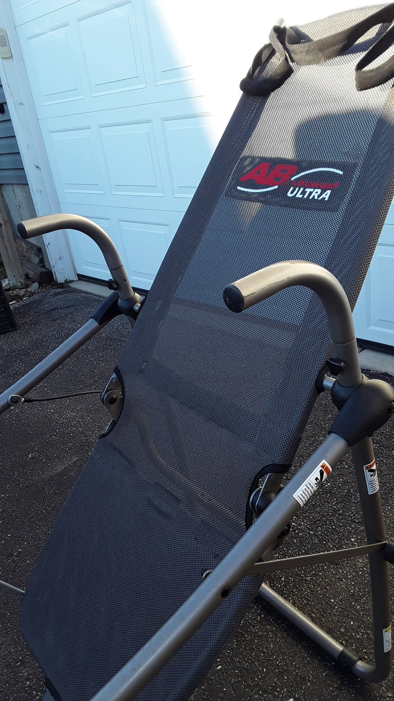 A Vintage Like New Blue Gray Fitness Quest Core Ab Lounge Ultra Workout Chair Ab Trainer image 1