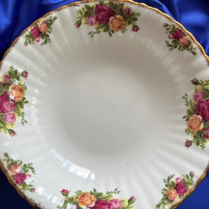 An Affordable Vintage Royal Albert Old Country Roses Round Fine Bone China Vegetable Bowl w/ Original Stamp on the Back Made in England 1962