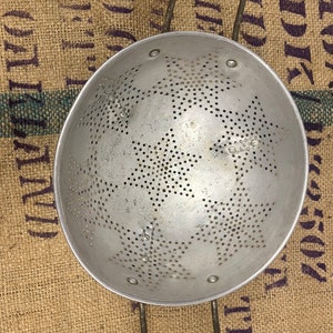 Vintage colander strainer