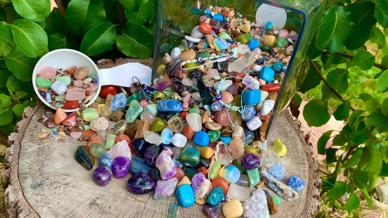 CRYSTAL CONFETTI SCOOP, 1/2 cup of mystery crystals with charms, jewelry and more! 