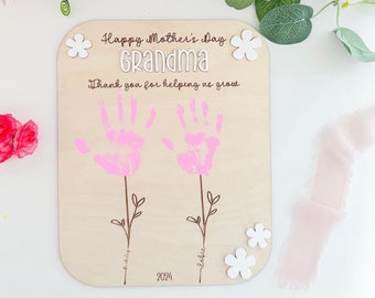 DIY Handprint Sign | Mother's Day Sign | Mother's Day Gift | Handprint Sign | Gift for Mom | Gift for Grandma | Hands Down