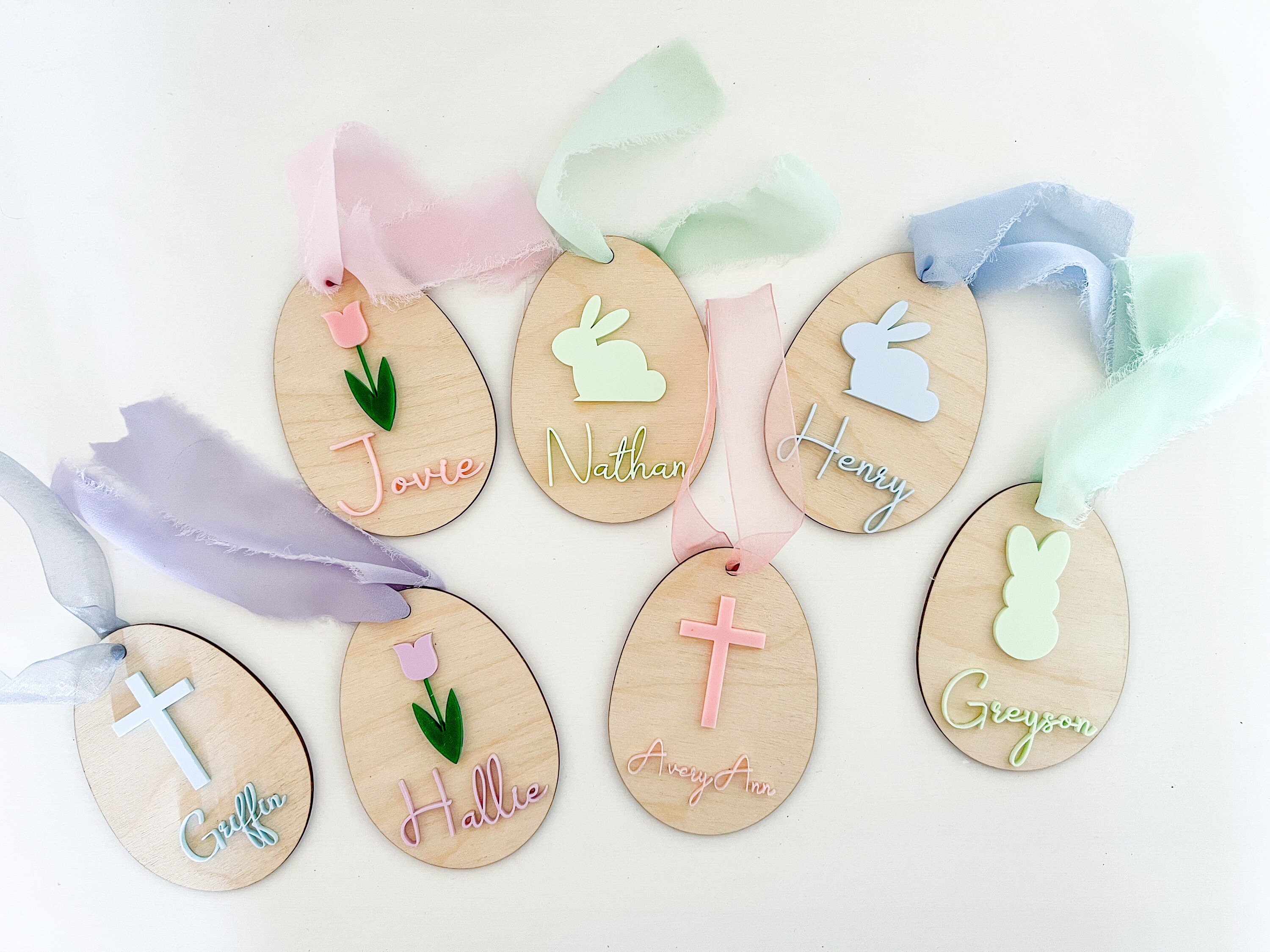 Easter Basket Tags, Custom Name Tags, Personalized Kids Name Tags, Wooden Easter Decoration, Easter Bunny Gift Tags, Engraved Wood Gift Tags