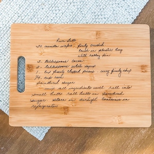 Handwritten Recipe Engraved Cutting Board, Bamboo Personalized charcuterie board, Mother’s Day | Sympathy Gift, Grandmother Family Keepsake