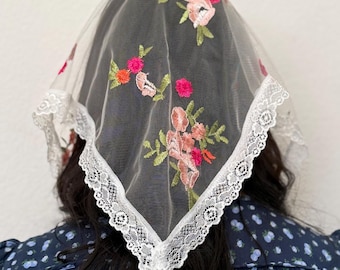 Onze Lieve Vrouw van La Salette Driehoekssluier Mantilla