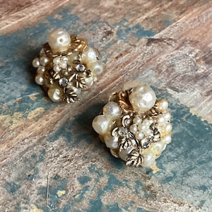 Wired Bead Clip On Earrings ~ Vintage Jewelry Set ~ Cluster Bead Clip Ons ~ Imitation Pearls Clear Rhinestones ~ Faux Pearl Bead Earrings