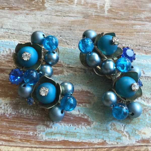 Unique Montana Blue Cluster Bead Clip On Earrings Faux Satin Moonglow Pearl Wired Bead Climber Earring Vintage Rhinestone Costume Jewelry