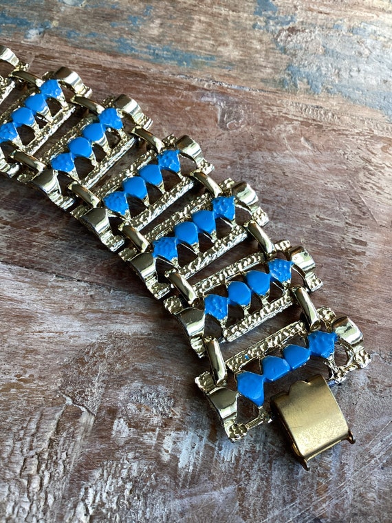 EUC Retro Blue Enamel EXTRA Wide Bracelet ~ Vintag