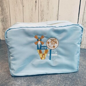 Disney Inspired &quot;It&#39;s A Small World&quot; Embroidered XL Nylon Zip Bag