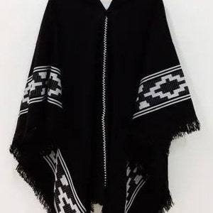 Poncho uit de Argentijnse traditie - Gauchos - Handgemaakt - Herenponcho - Damesponcho - Stad of land - Afmetingen 120 x 180 cm - Lichtgewicht - Gratis verzending