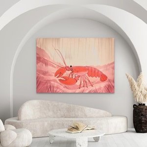 Op de afbeelding: Een illustratie van een roze en rode kreeft op een roze en witte achtergrond. De kreeft loopt met zijn scharen omhoog.