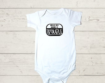 Personalised shirt or bodysuits, Baby shower gift, hello my name is a tag, kids names, new baby, coming home outfit.