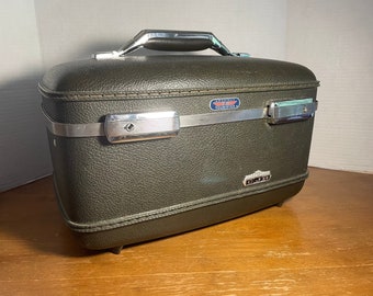 Vintage Grün Amerikanischer Tourister Zug Make-up Handgemacht Koffer