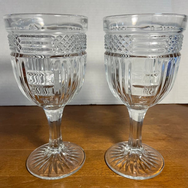 Vintage MCM Set of 2 Libbey Glass Radiant Water Goblet Wine Glass