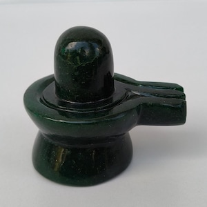 Green Aventurine stone Shivling Gemstone Shivling Statue, Shivling figurine, Lord Shiv Healing Crystal, Spiritual Shivling, Gemstone statues