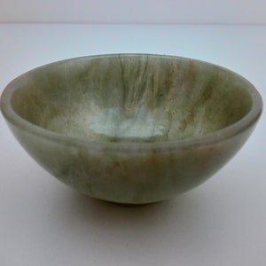 lite Green Aventurine BOWL, Natural lite Green Aventurine Flashy PREMIUM Bowl, Housewarming gift for her, Hand Carved Gemstone Bowl, Home