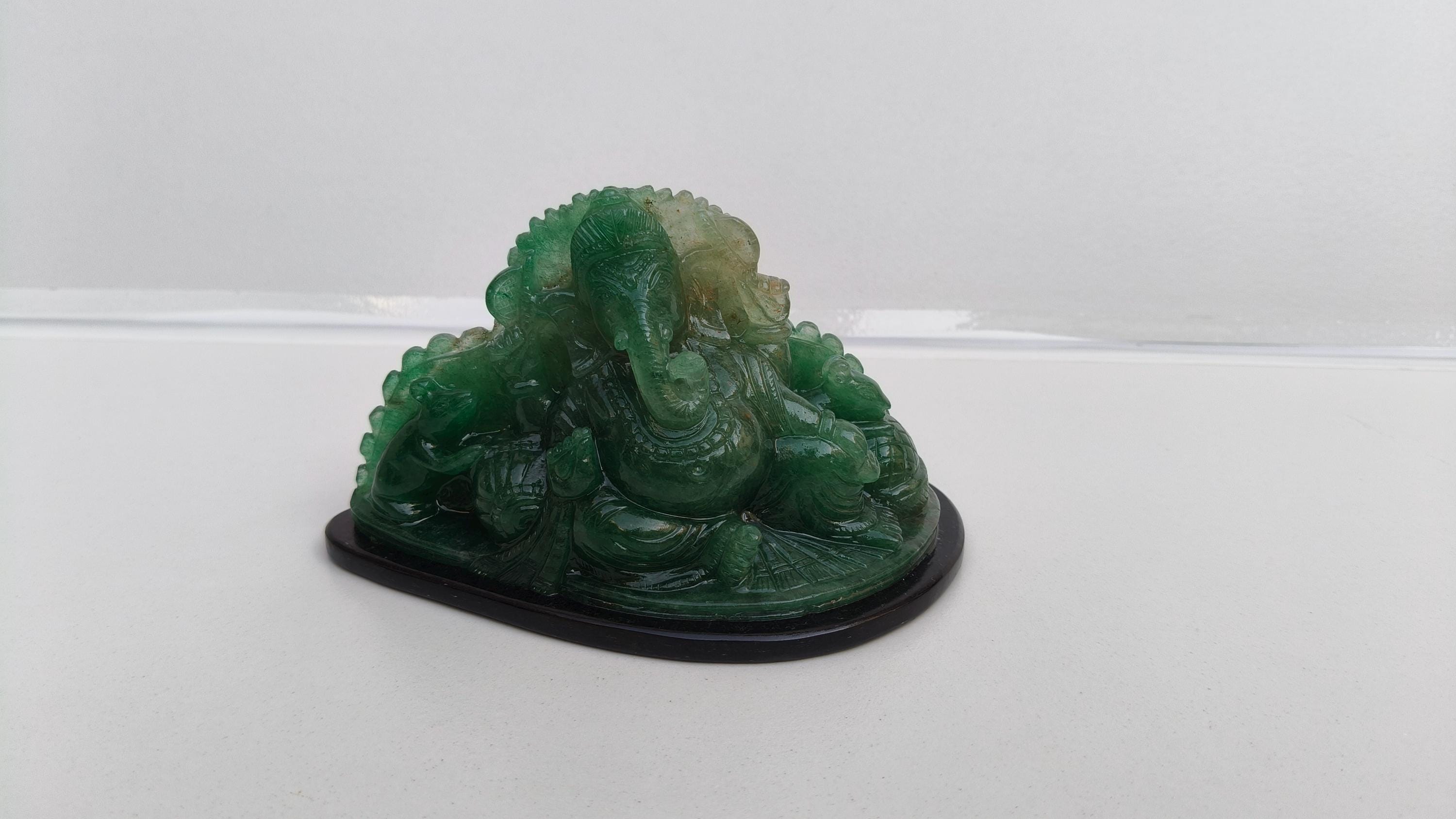 Handmade ganesha statue handcarved Green Quartz stone ganesha, Green Quartz semi precious stone ganesha idol, semi precious stone ganesha