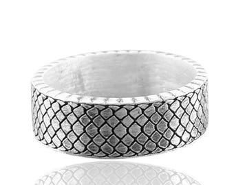 Oxidierte Sterling Silber-Skala-Band-Ring, Schlangenhaut Stil