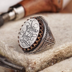 Custom Dual Name Engraved Silver Ring, Heavy Men&#39;s Oval Signet, Personalized Calligraphy Jewelry