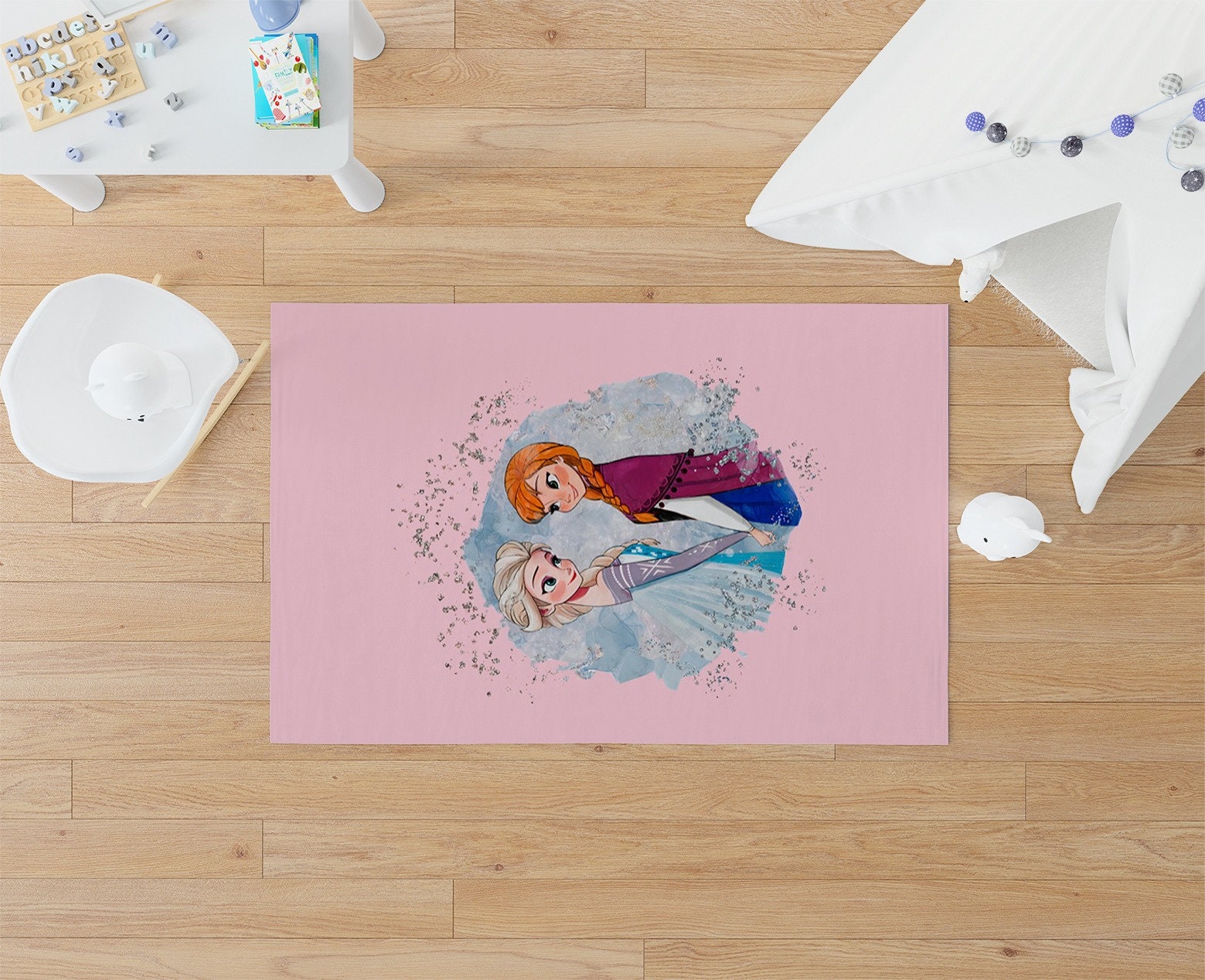 Discover Adorable Cartoon Pattern Girl Personalized Kids Room Rug - Anti-Allergic and Customized for Baby Nursery Room with Non-Slip Backing