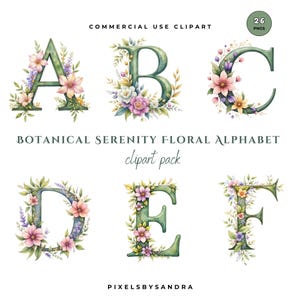 Può includere: Pacchetto di clipart dell'alfabeto floreale ad acquerello con le lettere dalla A alla F. Ogni lettera è di un colore verde tenue e adornata con fiori rosa, viola e gialli e foglie verdi. È visibile anche il testo "COMMERCIAL USE CLIPART" e "BOTANICAL SERENITY FLORAL ALPHABET".
