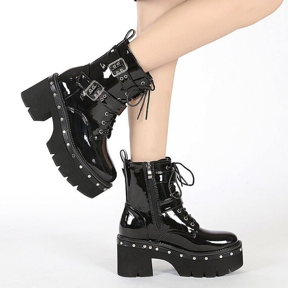 platform motorcycle boots