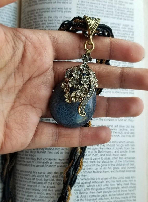 Vintage Gray and Gold Pendant Necklace, Gray Stone