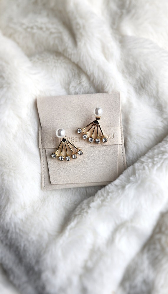 vintage crystal ear Gem