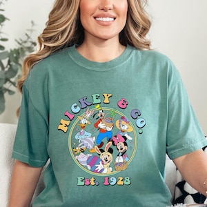 Komfortfarben Mickey und Freunde Shirt Vintage Disney Cartoon T-Shirt Pastell Charakter Grafik T-Shirt Retro Park Outfit für Frauen