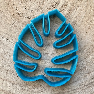 Monstera cookie cutter. Jungle cookie cutter. Tropical cookie cutter